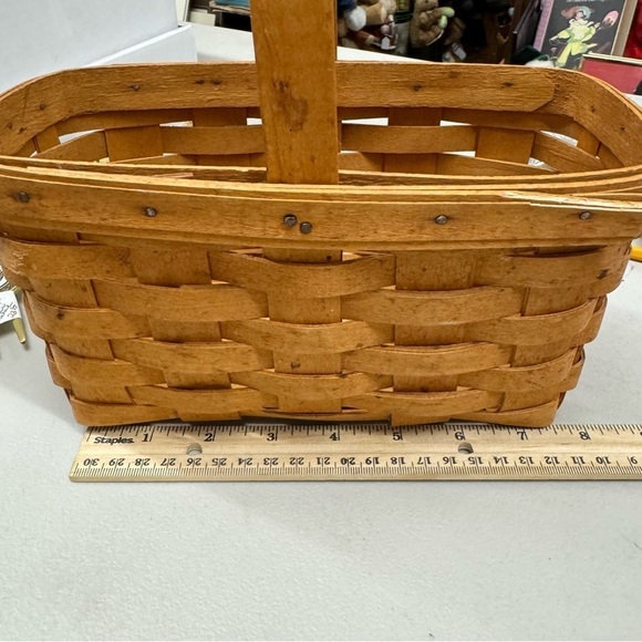 Vintage Longaberger Handwoven Market Basket Stationary Handle 1999 - Picture 11 of 12